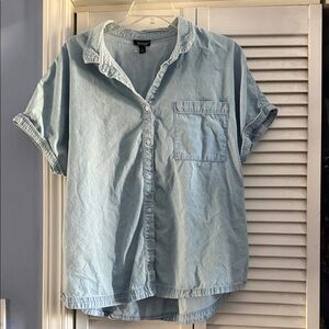ANA - Light Wash Button-Up Short Sleeve Shirt